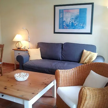 Апартаменты Strandstrasse 32 - 04-18 Кюлунгсборн