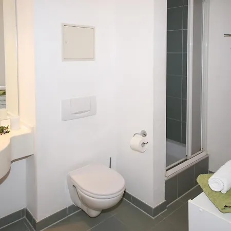 Strandstrasse 32 - 04-18 Кюлунгсборн